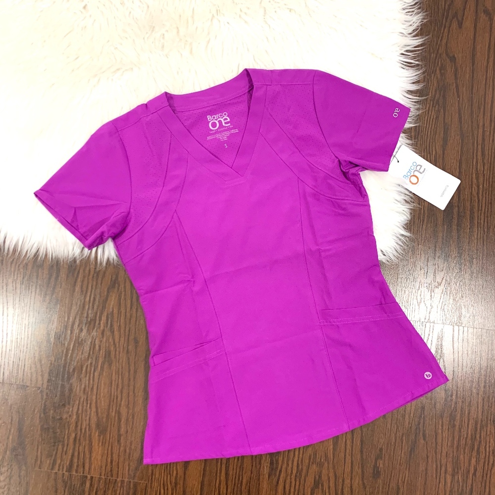 Barco Uniform Scrub Top.  Small. Brand New